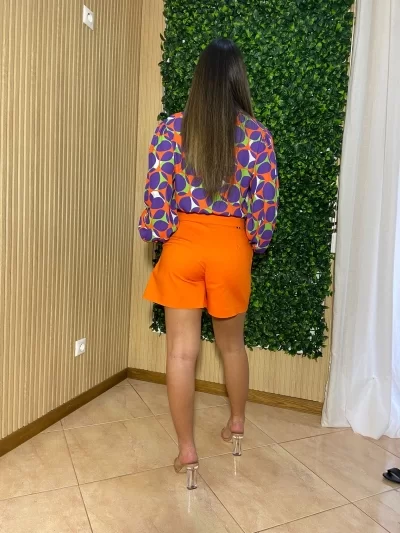 calcao-subido-cor-de-laranja